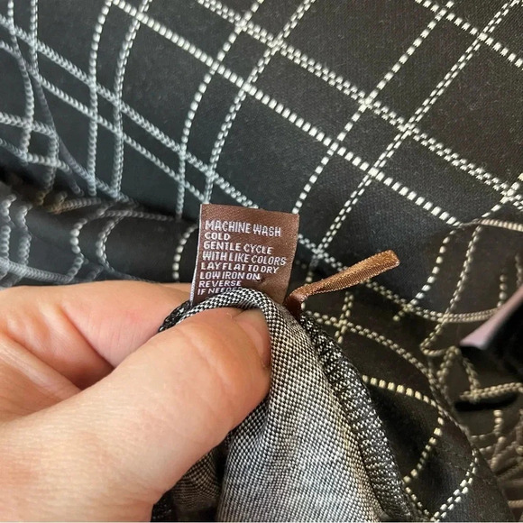 J McLaughlin Mare Dress - Picture 15 of 15